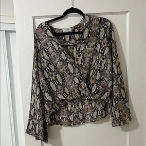 Sage Women's Snake Print Top - Black and Brown